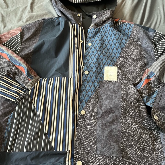 Jacket - Picture 3 of 3